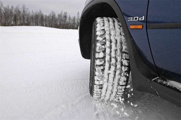 Zimowe przestrogi dla kierowców Kliknięcie w obrazek spowoduje wyświetlenie jego powiększenia